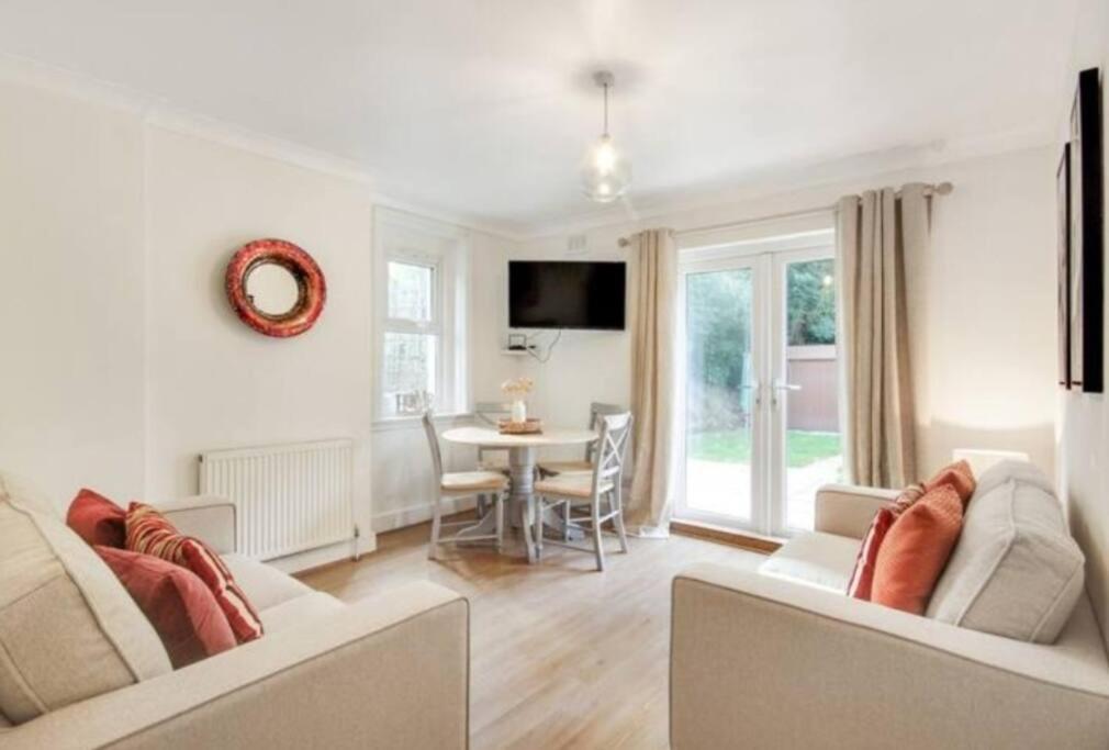 Central 2 Bedroom Garden Flat With Free Parking Royal Tunbridge Wells Kültér fotó