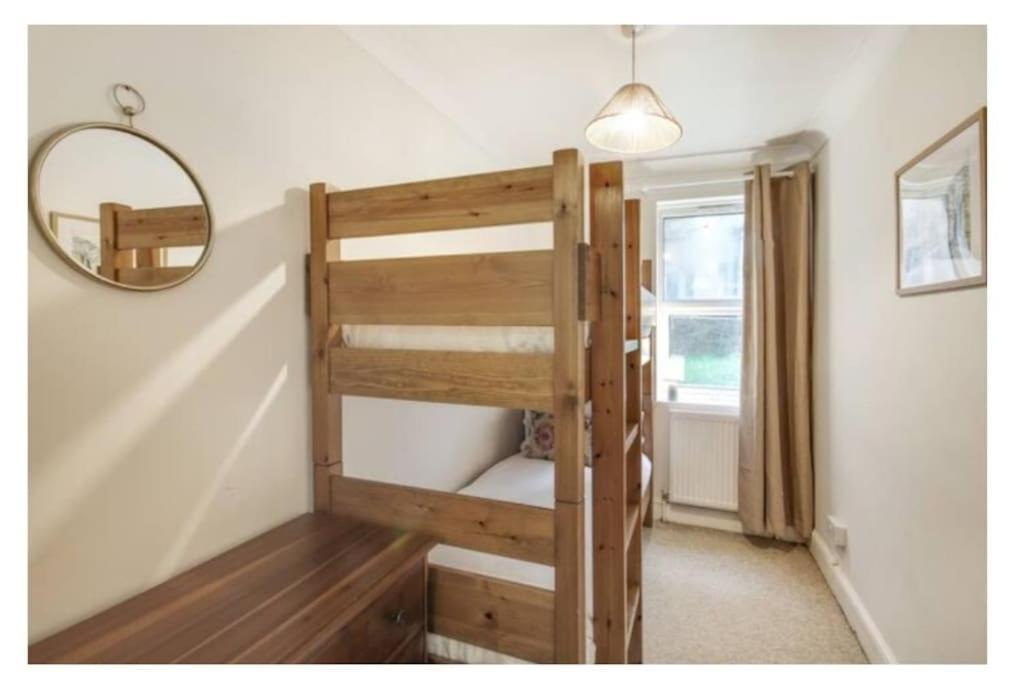 Central 2 Bedroom Garden Flat With Free Parking Royal Tunbridge Wells Kültér fotó